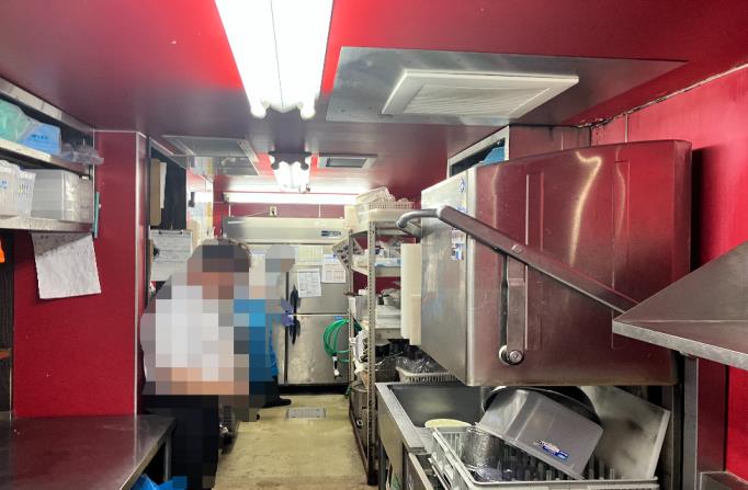 【葛飾区】【物件取得費300万円以下】【堀切菖蒲園駅 徒歩2分】乗降2.2万人×飲食店集積エリア｜即営業可・居酒屋居抜き物件